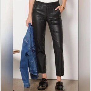 Kut from the Kloth Black Straight Leg Pants